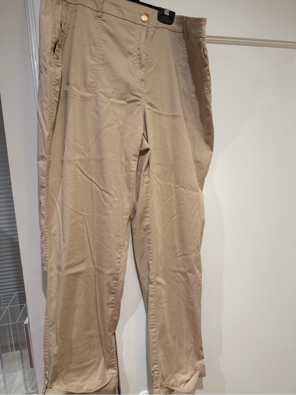 Chicos Womens Classic Tan Ankle length Chinos size 2.5